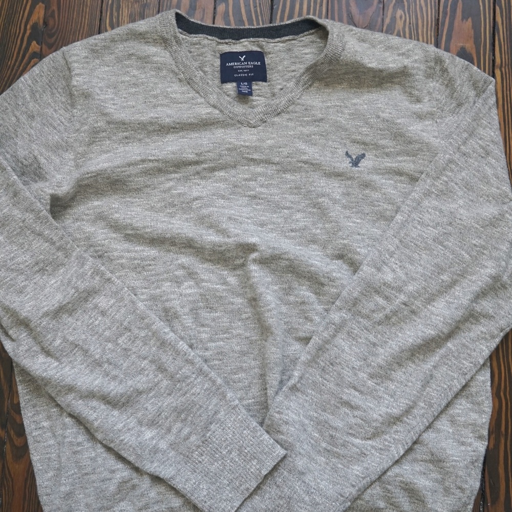 American Eagle Casual Sweater